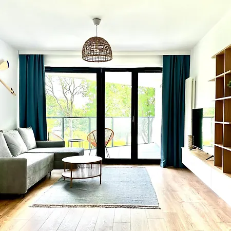 Blekitna Keja - Z Widokiem Na Jezioro -