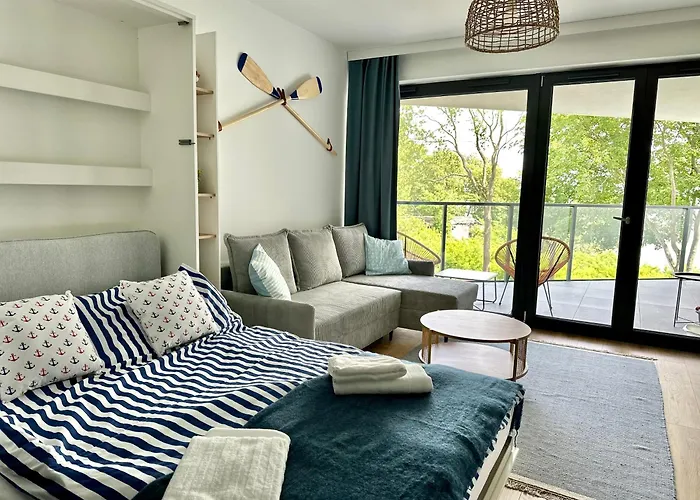 Blekitna Keja - Z Widokiem Na Jezioro -